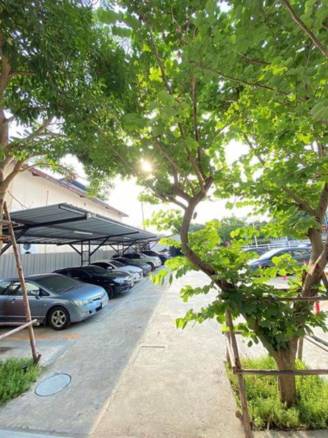 נונטאבורי Wawa Residence รัชดา 36 מראה חיצוני תמונה